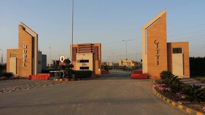 Model Town Faisalabad